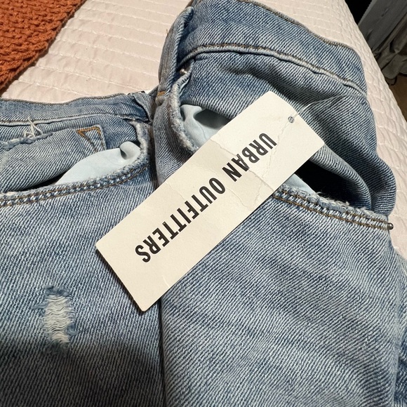 Urban Outfitters High-waisted distressed denim jeans - Picture 6 of 7